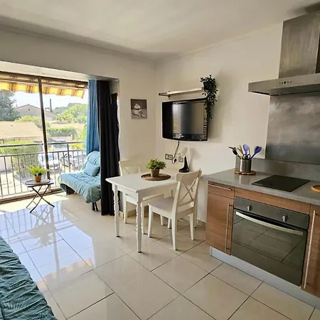 Apartment Bright - 50 M From The Sea La Seyne-sur-Mer