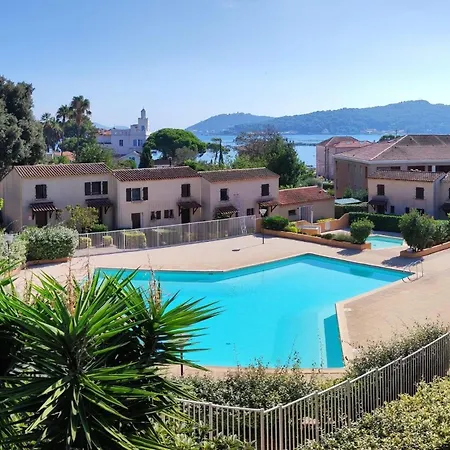 Bright - 50 M From The Sea Apartment